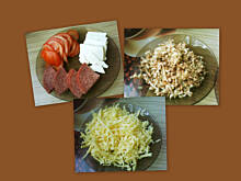 Fot. ezelka, Pizza z fetą, pomidorami i salami