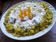 Fot. niebieska-różyczka, Szybka sałatka śledziowo - jabłkowa