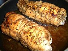 Fot. niebieska-różyczka, Rolady drobiowe z morelami i kiełbasą jałowcową