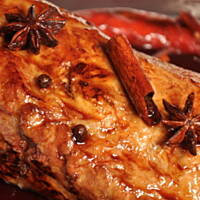 Schab pieczony faszerowany figami