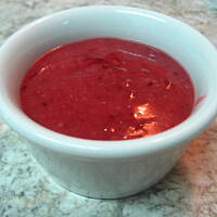 Sos żurawinowo-chrzanowy