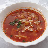 Zupa z ciecierzycą i czymś jeszcze