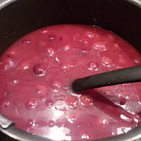 Tort czekoladowo - wiśniowy z akcentem alkoholowym!