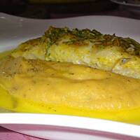 Ryba z purre warzywnym