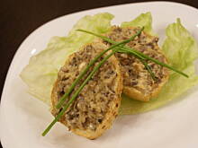 Fot. kate79, Pasta pieczarkowa z bagietką