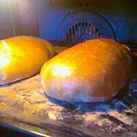 Domowy ciemny chlebek