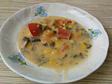 Fot. ezelka, Kolorowy sos warzywno-pieczarkowy do mięs, gołąbków itp.