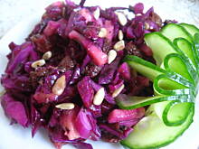 Fot. Kluko, Surówka z czerwonej kapusty