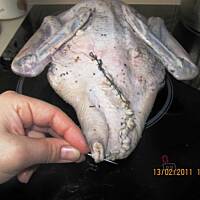 Kaczka faszerowana ziemniakami i wędzonym boczkiem