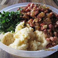 Kaczka faszerowana ziemniakami i wędzonym boczkiem