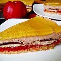 Kolorowa delicja z jabłkami