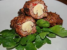 Fot. kasiul_a, Pomidorowo paprykowe kotlety wołowe z marynowaną pieczarką kasiuli