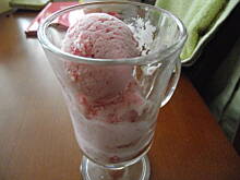 Fot. Arribeth, Lody mleczno-truskawkowe