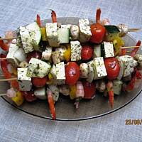 Szaszłyki z krewetkami i serem tofu