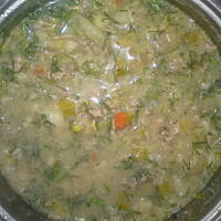 zupa kalafiorowa z pulpecikami mięsnymi