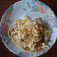 makaronowo- warzywna zapiekanka, pod płaszczykiem