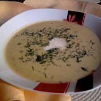 Kremowa zupa z zielonego groszku