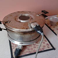 Rogaliki drożdżowe z marmoladą różaną z prodiża