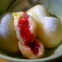 Knedle z truskawkami