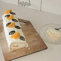 Rolada śmietankowa z brzoskwiniami Hope