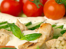 Fot. Wkn, Piersi na lodzie