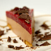 Czekoladowiec serowy w żurawinowym płaszczu