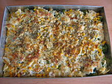 Fot. Aishka, Zapiekanka z makaronu i brokułów