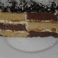 Szachownica z kremem śmietanowym i brzoskwiniami