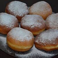 Pączki pyszne , puszyste-domowe