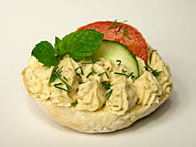 Fot. Wkn, Pasta jajeczna "pod łososiem"