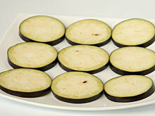 Fot. Wkn, Jak pozbyć się goryczki z bakłażana