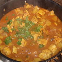Murgh Aloo Masala (Curry)
