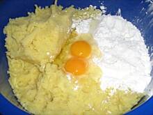 Fot. margot2, Biale kluski z jajkiem
