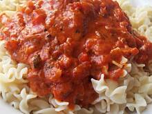 Fot. miya, Makaron z sosem paprykowo serowym