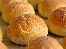 Fot. Wkn, Bułeczki waniliowe z rodzynkami