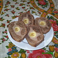 Rolada bananowo - orzechowa