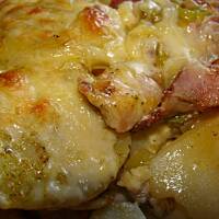Zapiekanka  ziemniaczana z boczkiem i porem