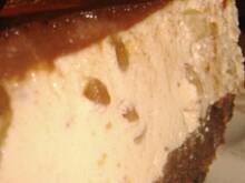 Fot. sebek, Orzechowy sernik na ciastkowym spodzie