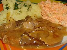Fot. beata66, Polędwiczki z borowikami duszone w winie