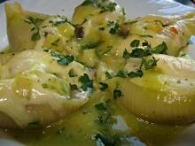 Fot. beata66, conchiglioni pieczarkowe z zieloną cebulką