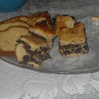 Wilgotny makowiec drożdżowo-kruchy