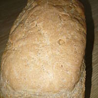 Chleb żytnio-pełnoziarnisty bez zakwasu.