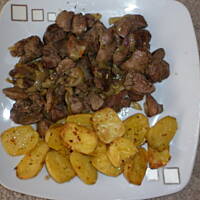 wątróbka z ziemniaczkami