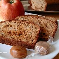 Keks jabłkowy z toffi