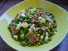 Fot. niebieska-różyczka, Groszek z szynką i jajkiem