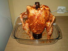 Fot. irenab, Kurczak pieczony na butelce