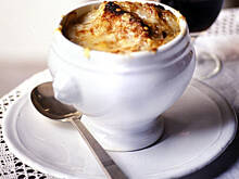Fot. CookBook, French Onion Soup (Francuska zupa cebulowa)