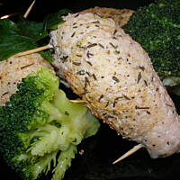 Roladki schabowe z parowaru z niespodzianką