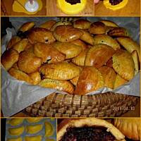 Slodkie nadziewane "pierozki"