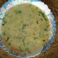 zupa ze świeżych ogórków
